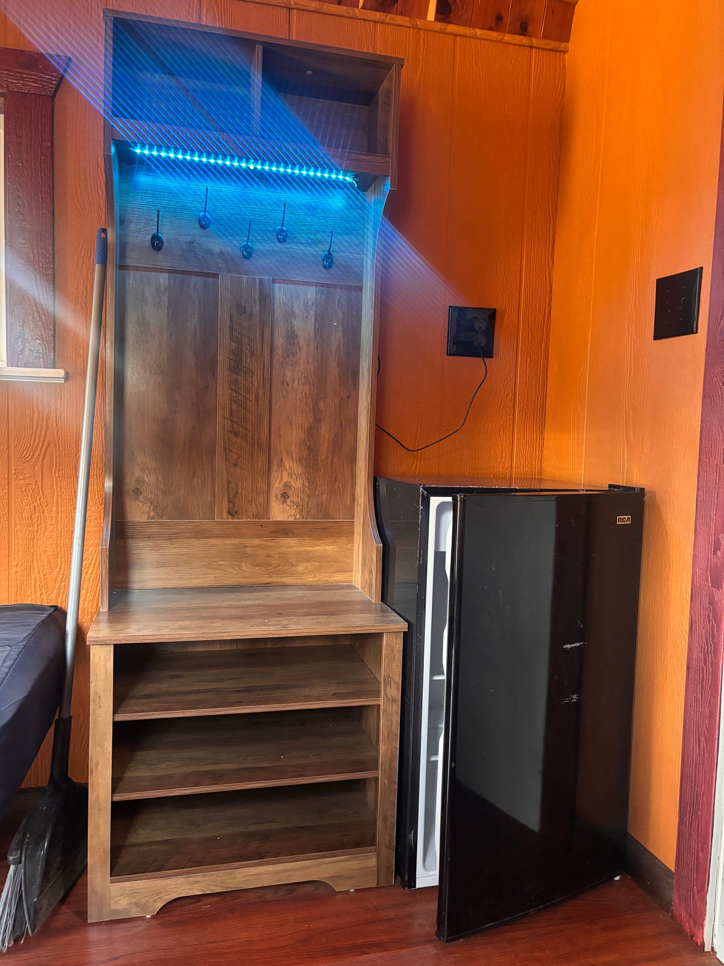 Tiny Cabin Stay